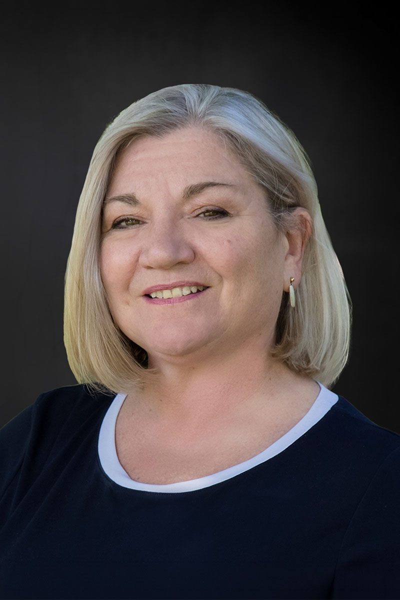 Headshot of Tracey Carpe.